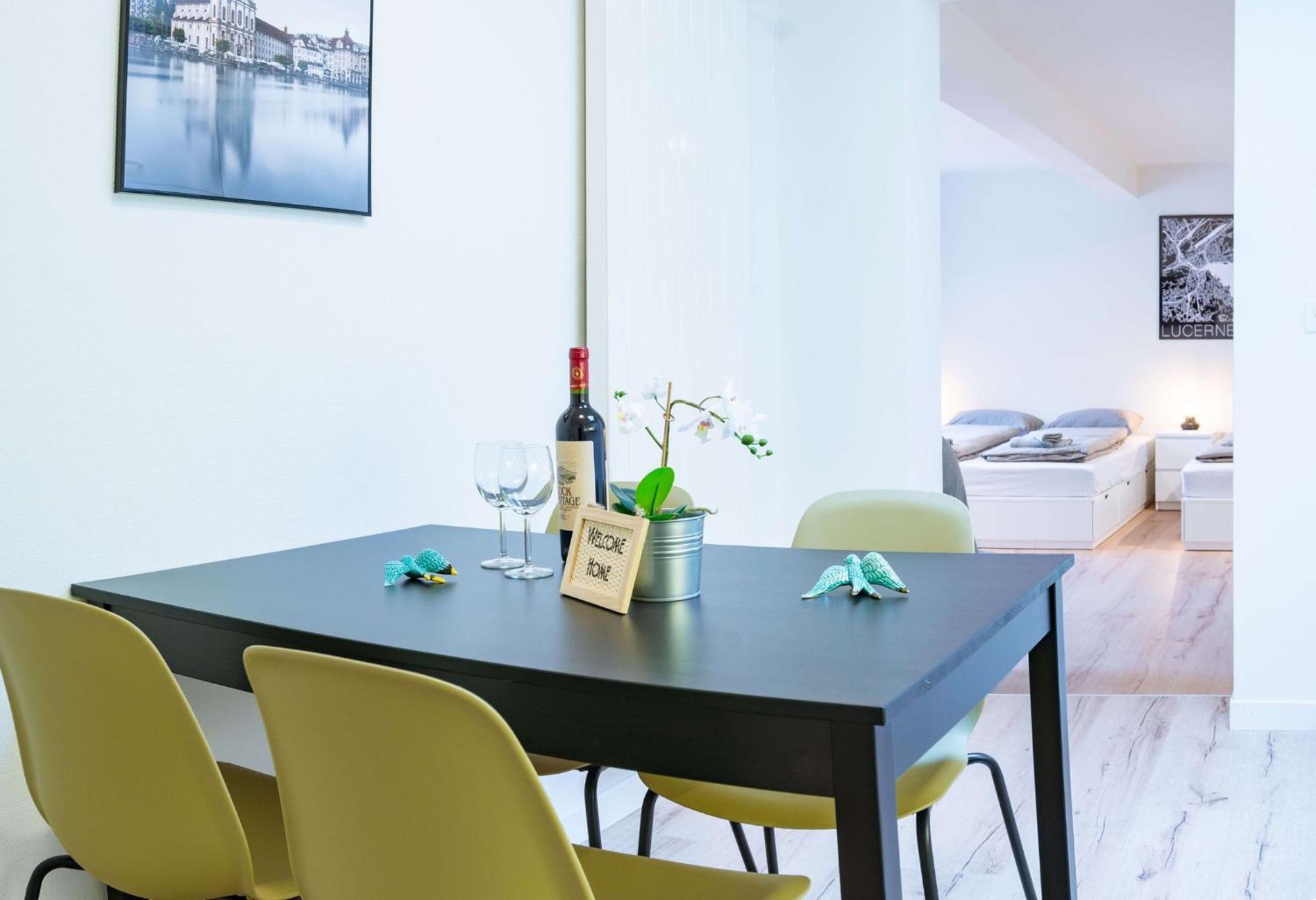 Hitrental Zur Metzgern Apartments Lucerne ภายนอก รูปภาพ